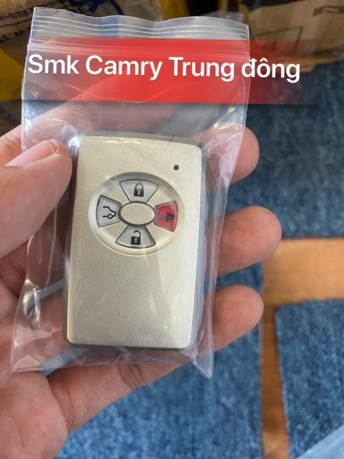 Chìa Khóa Smartkey Camry Trung Đông