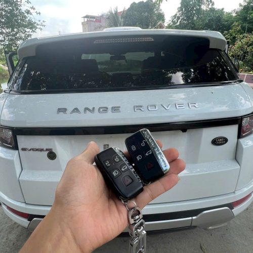 Làm chìa khoá Range Rover