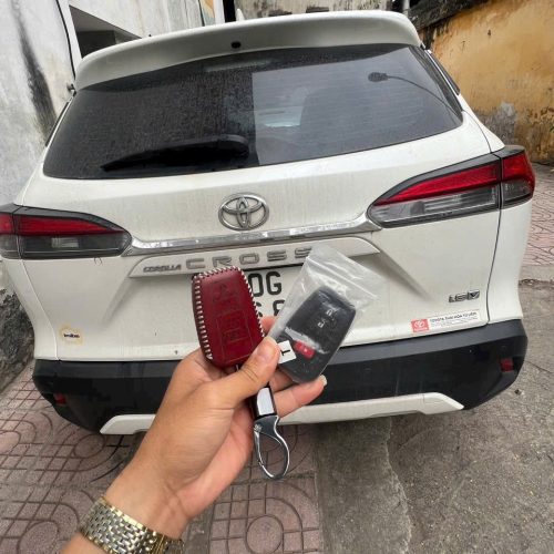 Làm chìa khoá Toyota Corolla Cross