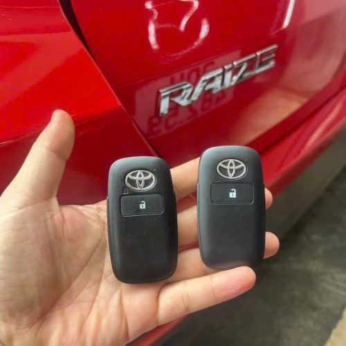 Làm chìa khoá Toyota Raize