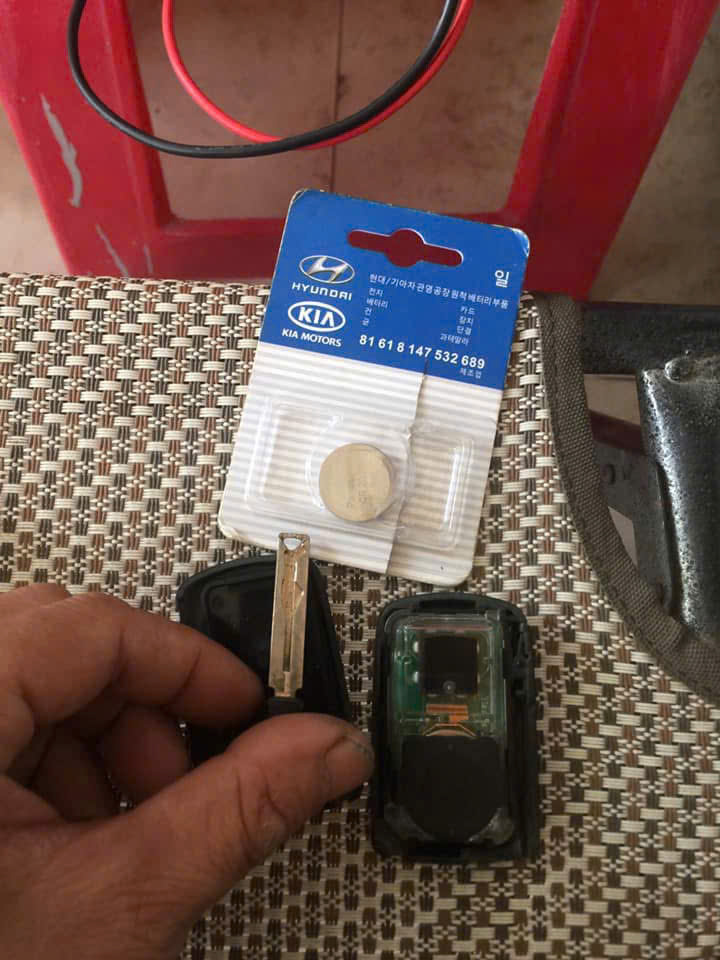 Thay Pin Chìa Khoá Smartkey Toyota