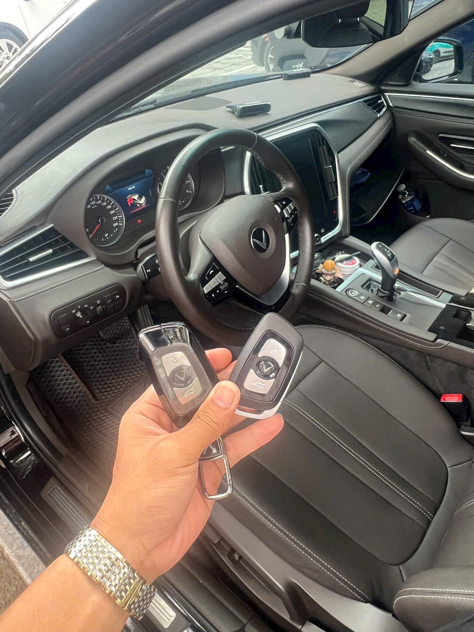 Làm chìa khoá Vinfast LuxA